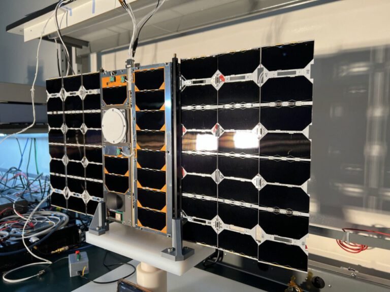 Satelite Brasileiro 1 16042023