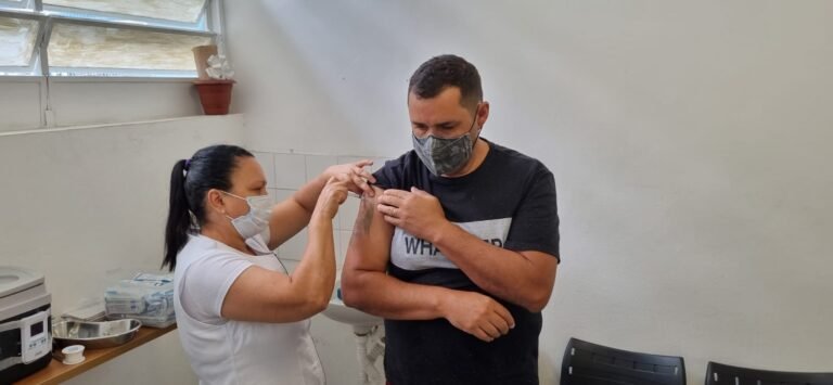 vacinacao dia d 15042023