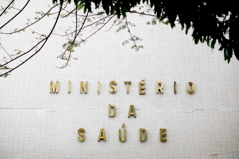 Saude Covid19 Coronavirus MinisterioDaSaude Fachada 1 scaled