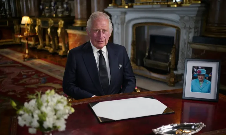 2022 09 09t190210z 1 lynxmpei880wk rtroptp 4 britain royals queen