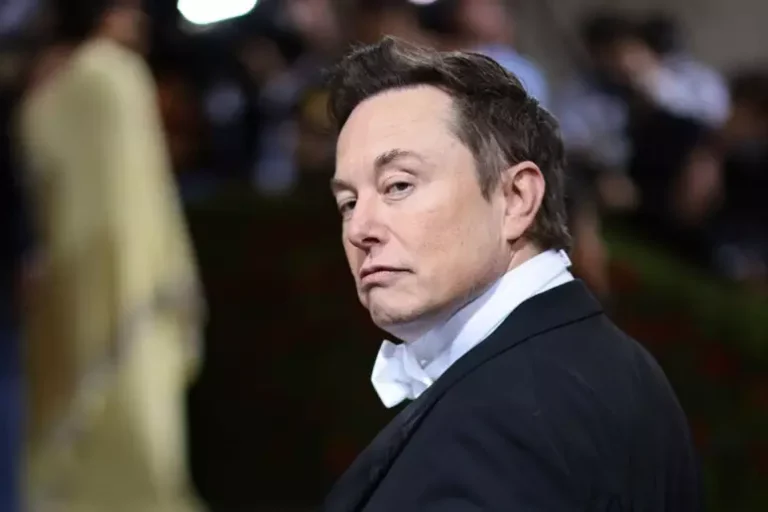 552872675 elon musk bilionario