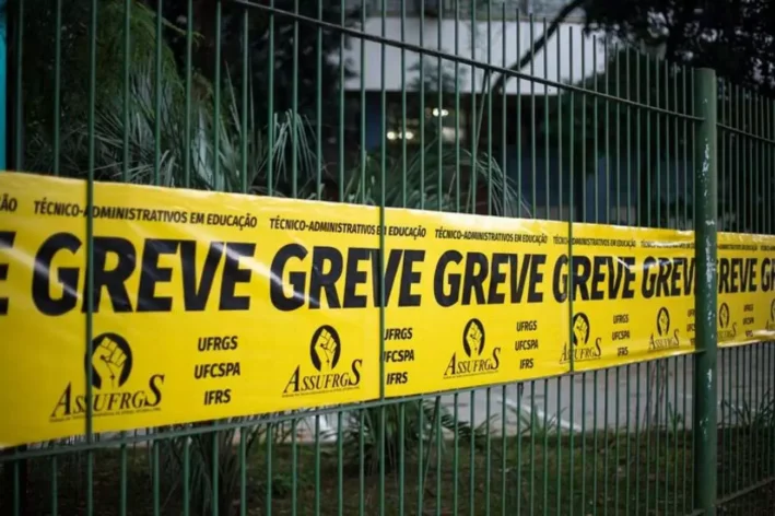 greve universidades.png