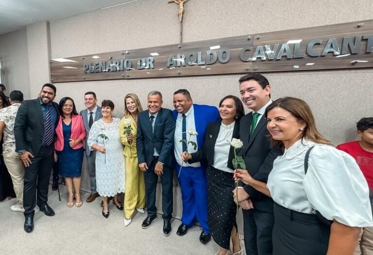 vereadores de oposicao 04022025