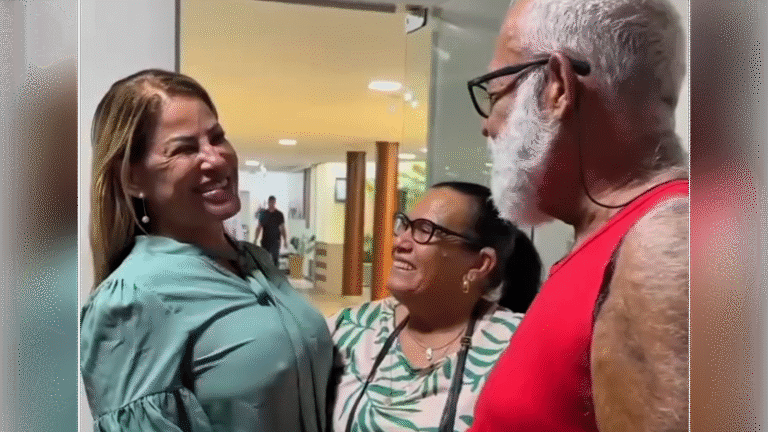 Delmah recebendo municipes 31072025