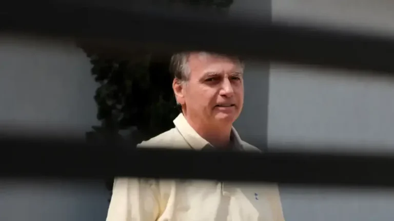 Bolsonaro e preso 22112025