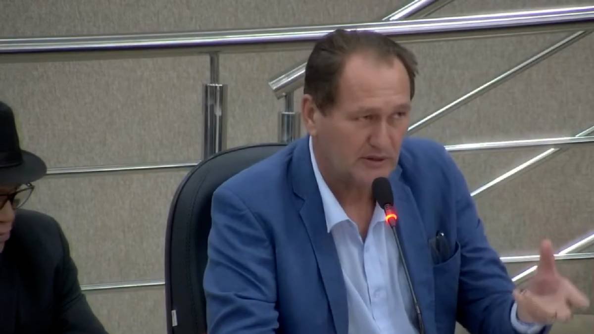 Adriano Stein denuncia rachadinha e irregularidade no Residencial Solar Barreiras e fala em abrir CPI 17032026
