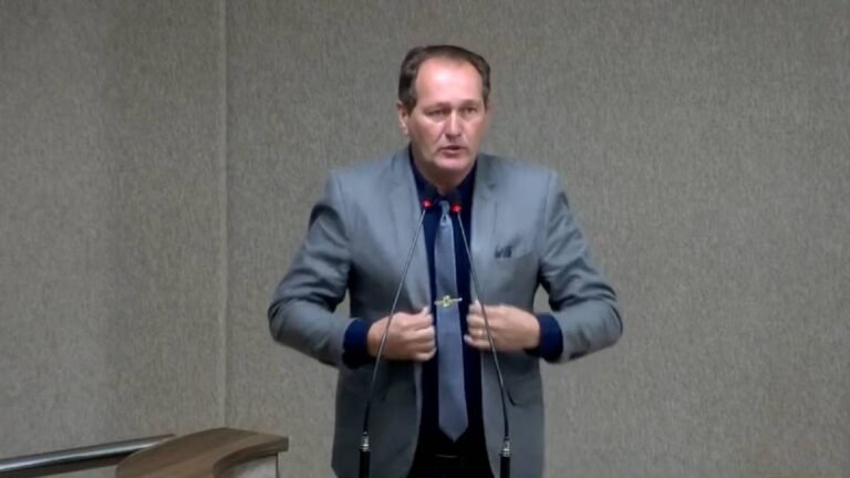 Adriano Stein rebate ataques pessoais e anuncia novas ações após meses de denúncias sobre “servidores fantasmas” em Barreiras
