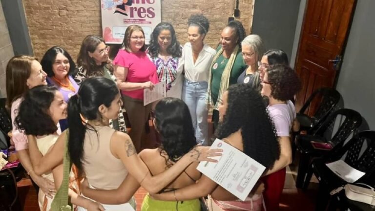 Barreiras recebe formação estratégica para fortalecer o protagonismo e a intervenção social feminina
