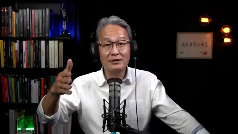 José Kobori, no JK Cast, alerta que a classificação de facções brasileiras como terroristas pelos EUA é um pretexto para futura intervenção no Brasil