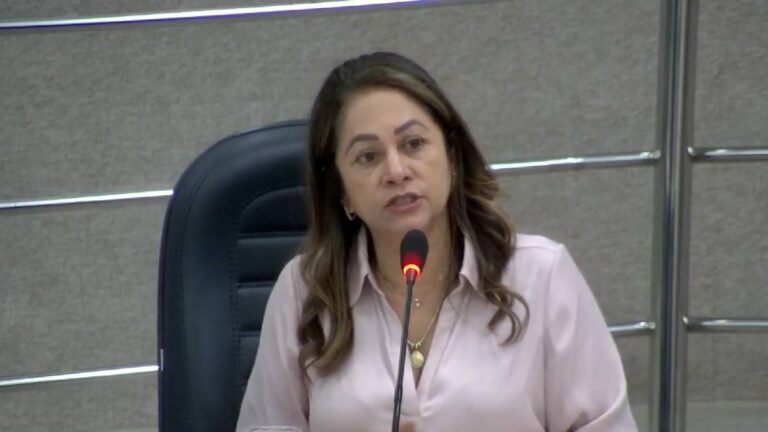 Vereadora Dicíola Baqueiro defende valorização da terceira jornada e ocupação feminina na tecnologia em Barreiras