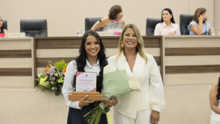 vereadora Delmah Pedra e a pastora Débora 11032026