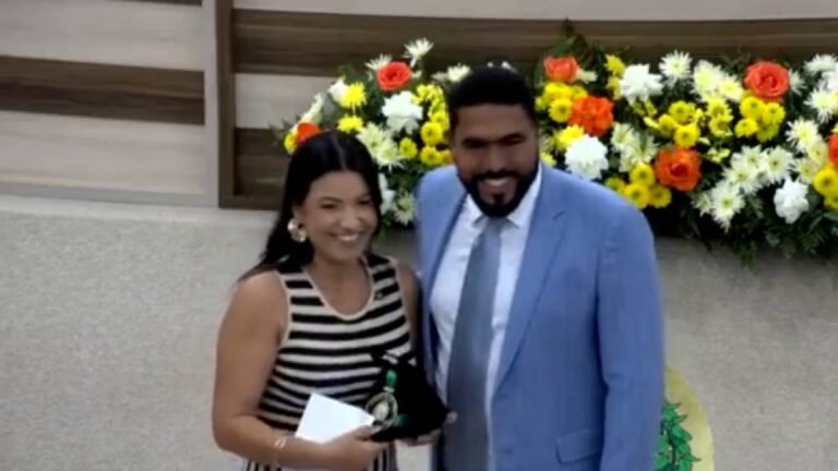 Jaqueline Silva da Cruz Moreno (Homenageada pelo Vereador Allan do Allanbick)