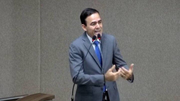 Rider Castro estabelece prazo à Prefeitura por transporte e alerta para entraves em emendas 13042026