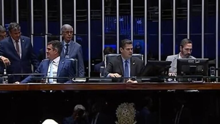 Senado rejeita Jorge Messias para o STF