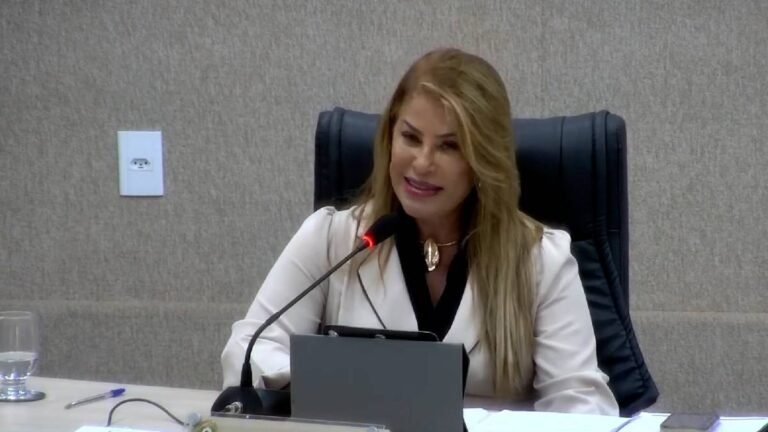 Delmah Pedra une críticas ao empréstimo de R$ 140 milhões e defesa da educação inclusiva em Barreiras