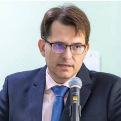 TCM BA suspende licitação de R$ 16,6 milhões em Xique Xique após apontar falta de transparência e omissão de dados.