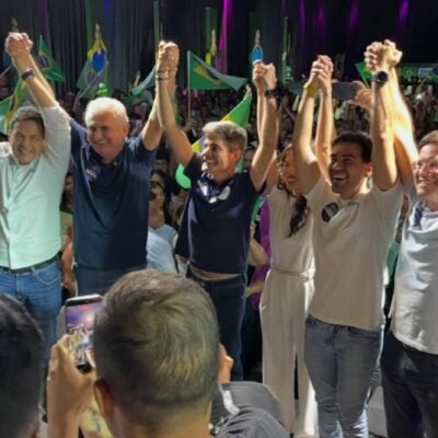 ACM Neto e lideranças consolidam pré candidatura de Cinthya Marabá em LEM