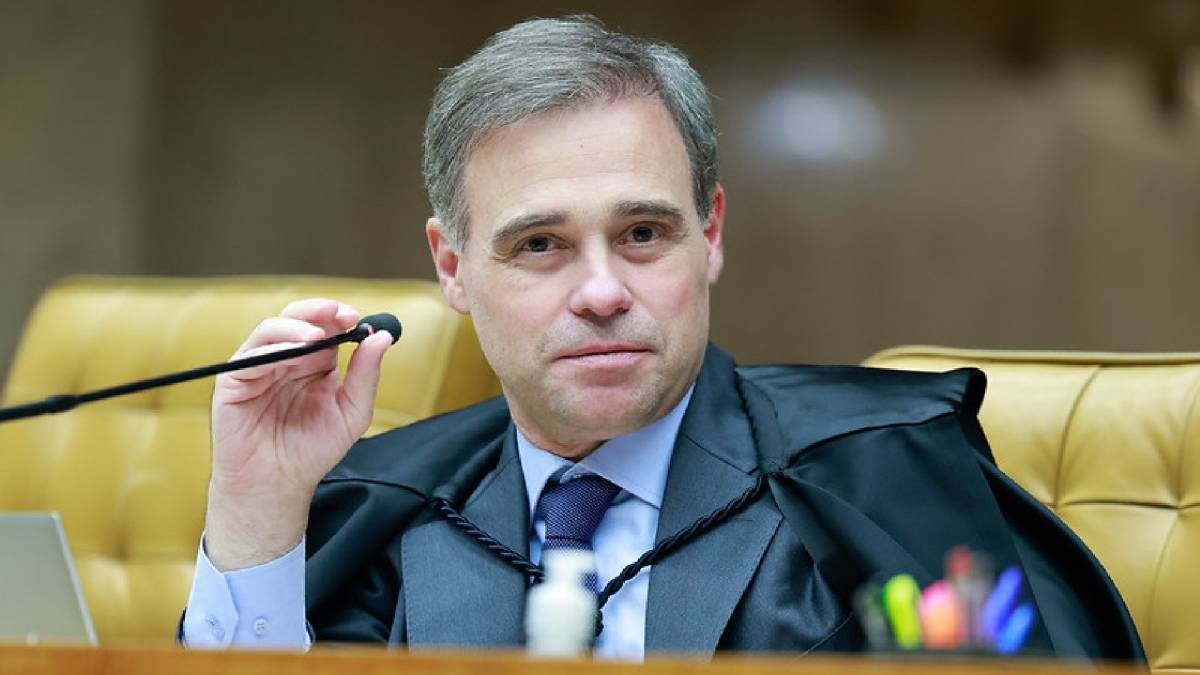 Instrumentalização jurídica do Caso Master sob André Mendonça suscita debates sobre isonomia e falsa equivalência