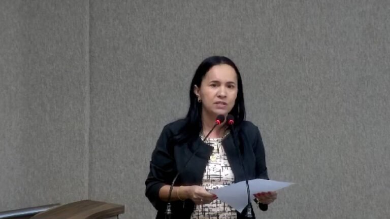 Teteia Chaves denuncia disparidade em custos de serviços elétricos e cobra instalação de CPI em Barreiras.